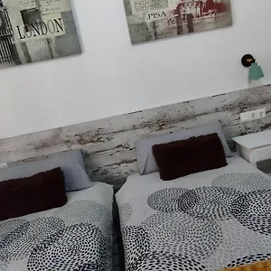 Fira Bcn Camp Nou Apartamento